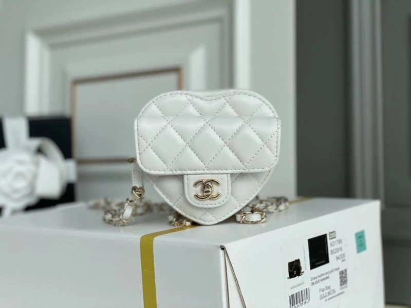 Chanel Round Bags 4049B-0185