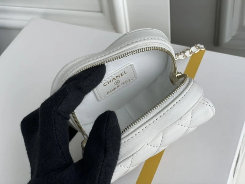 Chanel Round Bags 4049B-0185