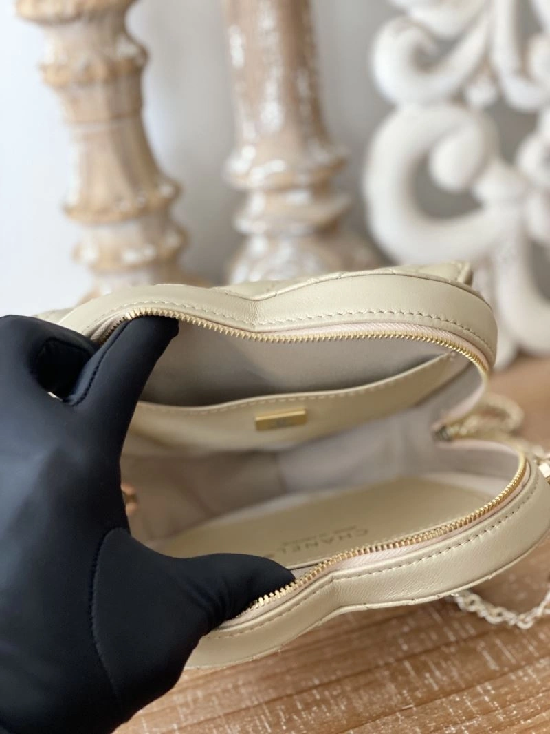 Chanel Round Bags 4049B-0214