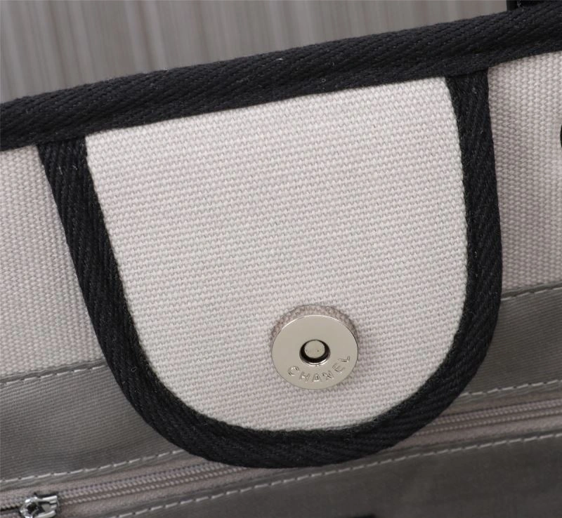 Chanel Shopping Bags 4049B-0290