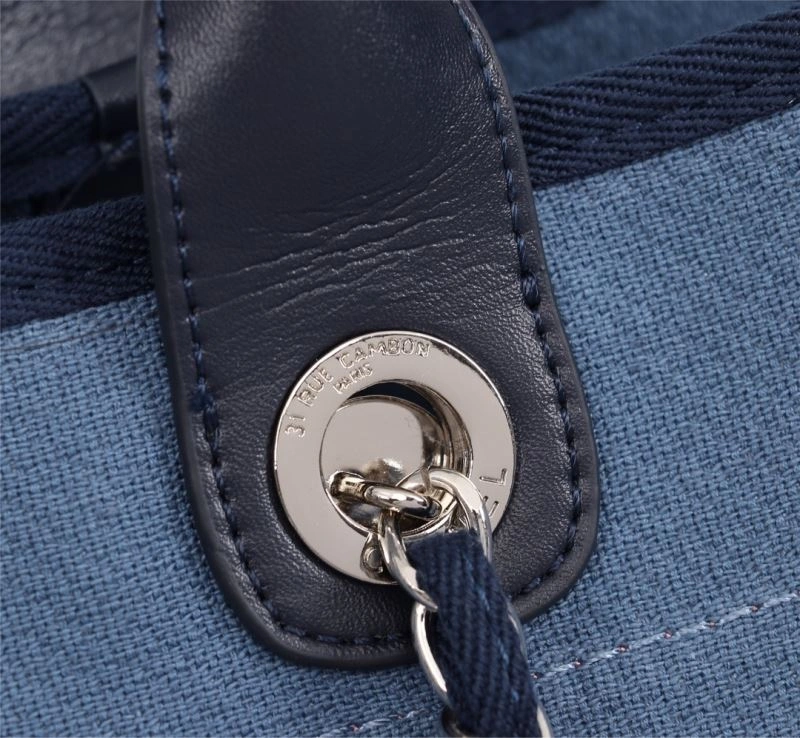 Chanel Shopping Bags 4049B-0337