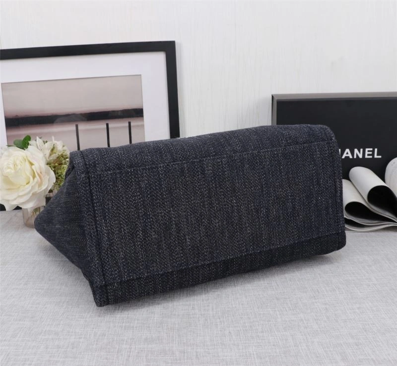 Chanel Shopping Bags 4049B-0600