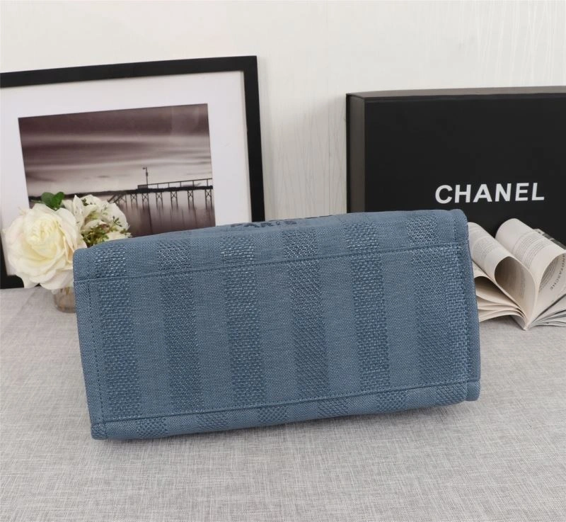 Chanel Shopping Bags 4049B-0611