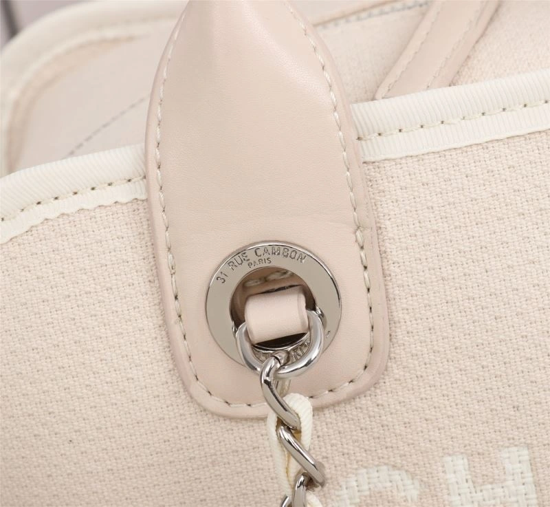 Chanel Top Handle Bags 4049B-0617