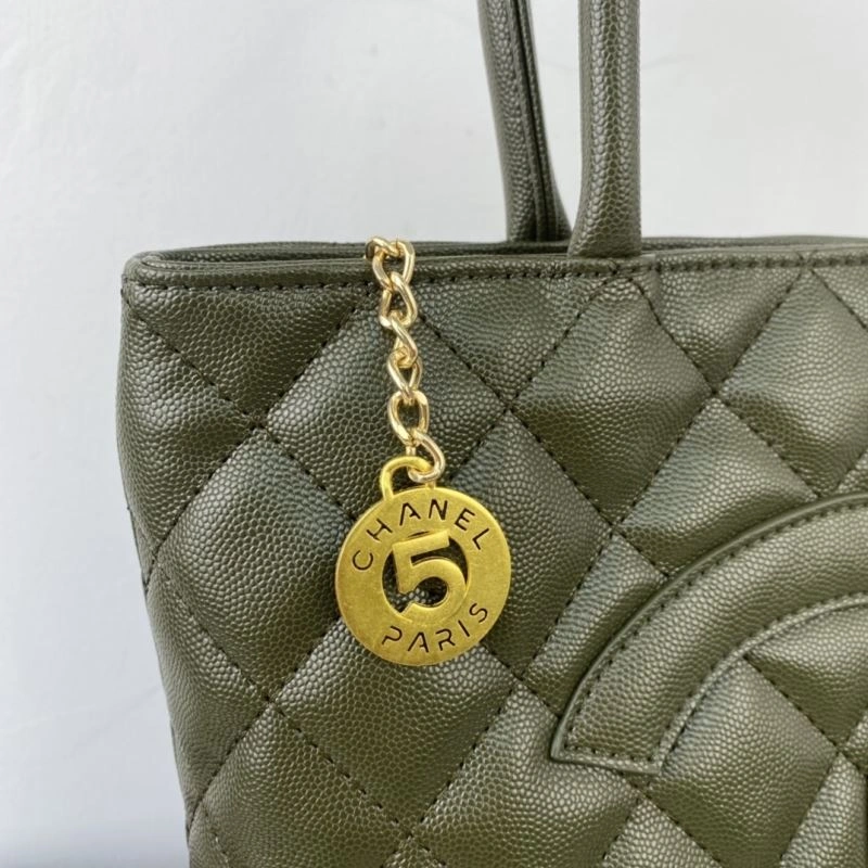 Chanel Shopping Bags 4049B-0638