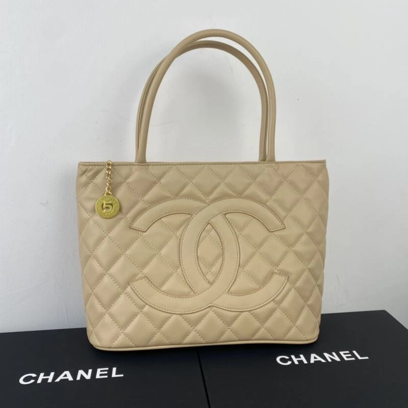 Chanel Shopping Bags 4049B-0639