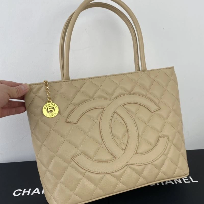 Chanel Shopping Bags 4049B-0639