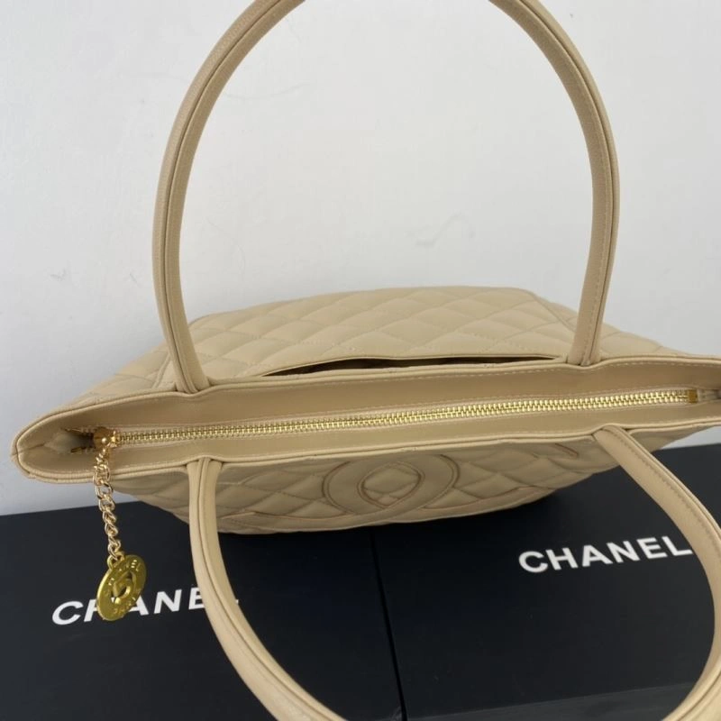 Chanel Shopping Bags 4049B-0639