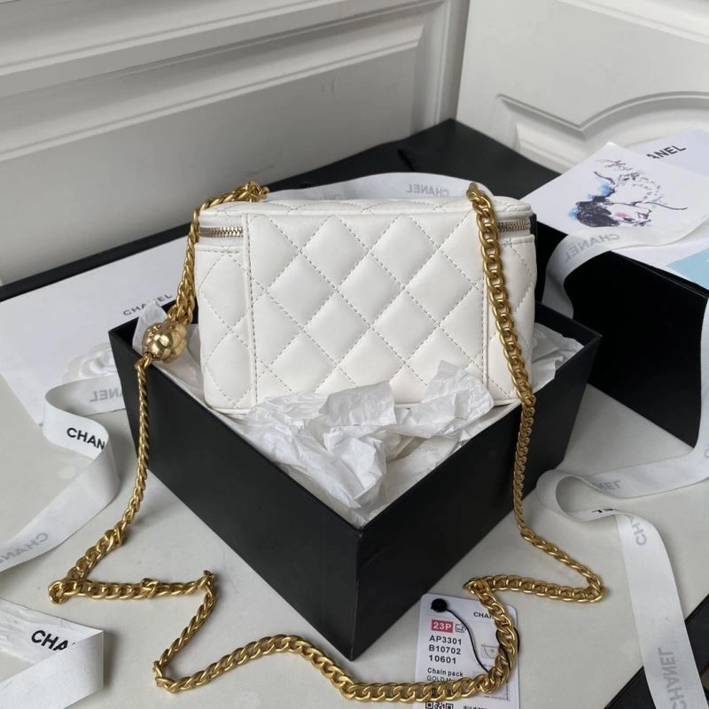 Chanel Cosmetic Bags 4049C-0009