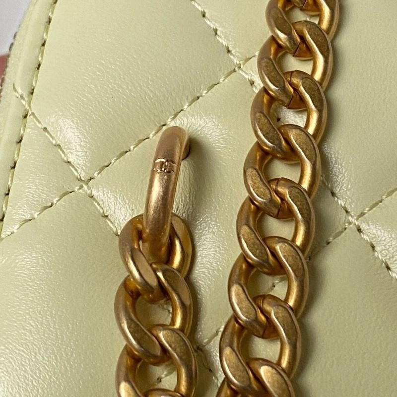 Chanel Cosmetic Bags 4049C-0012