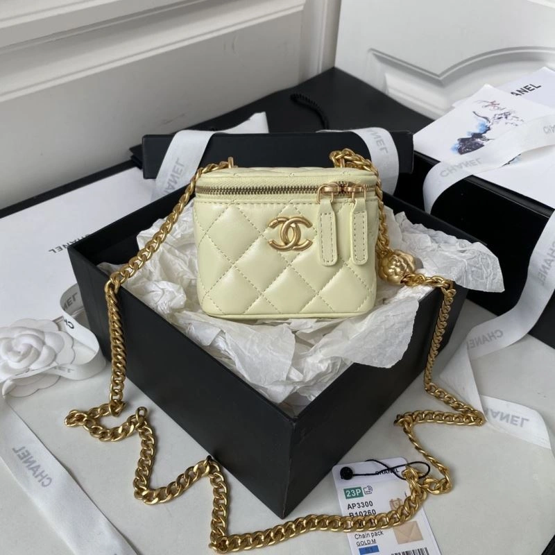 Chanel Cosmetic Bags 4049C-0015