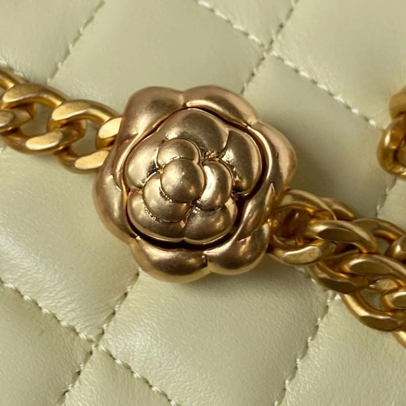 Chanel Cosmetic Bags 4049C-0015