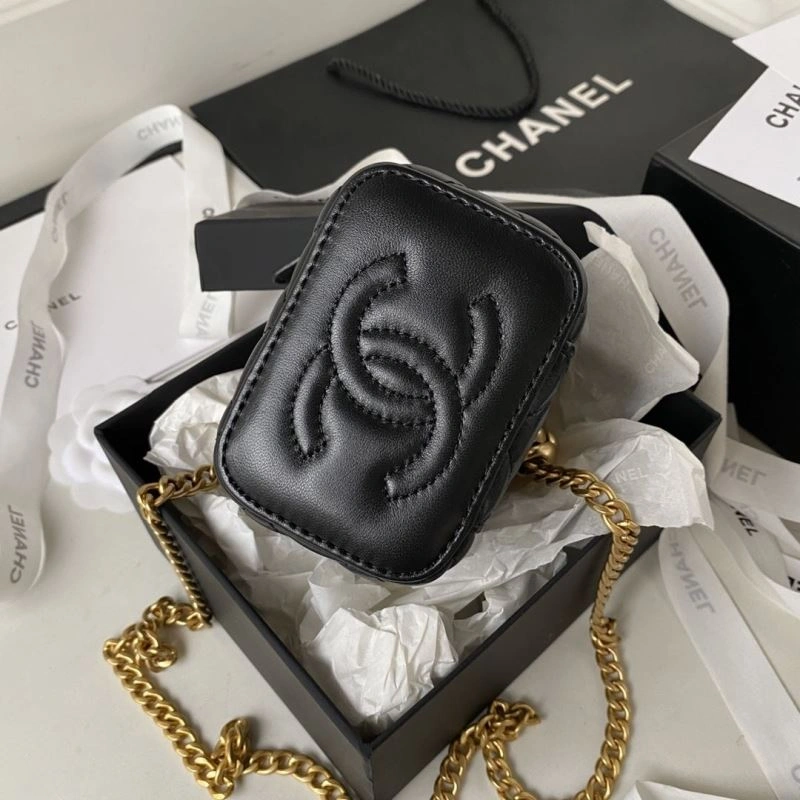 Chanel Cosmetic Bags 4049C-0018