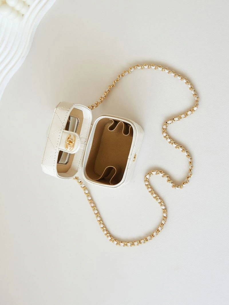 Chanel Cosmetic Bags 4049C-0035