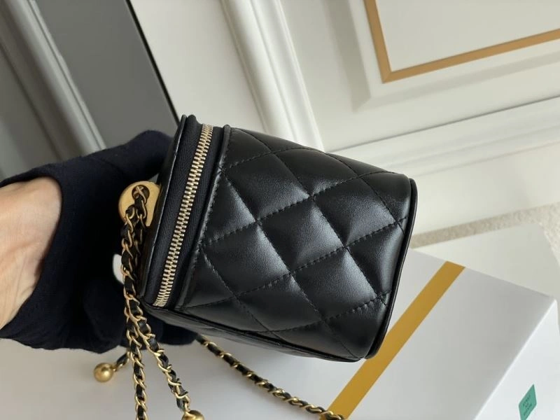 Chanel Cosmetic Bags 4049C-0042