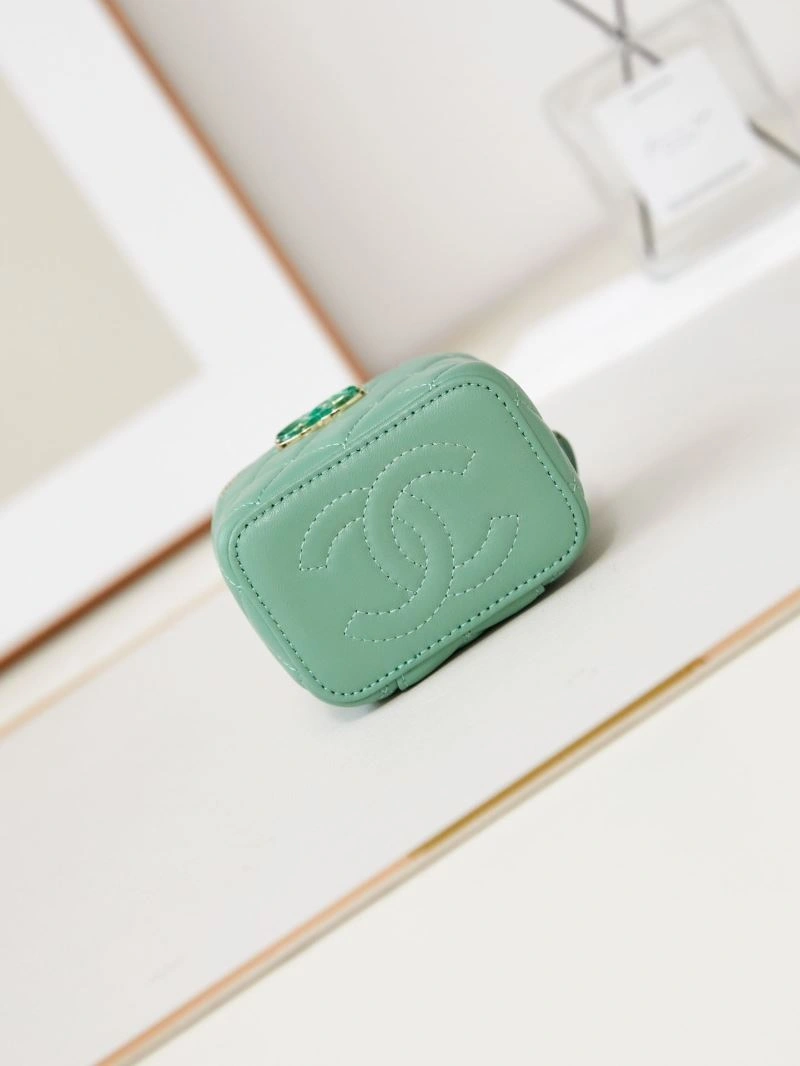 Chanel Cosmetic Bags 4049C-0052