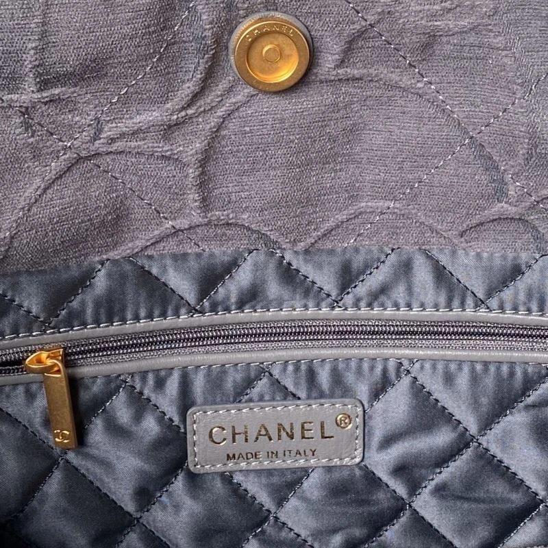 Chanel Gabrielle Bags 4049C-0073