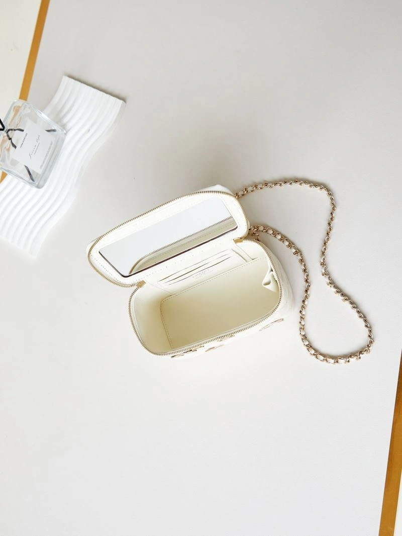 Chanel Cosmetic Bags 4049C-0109