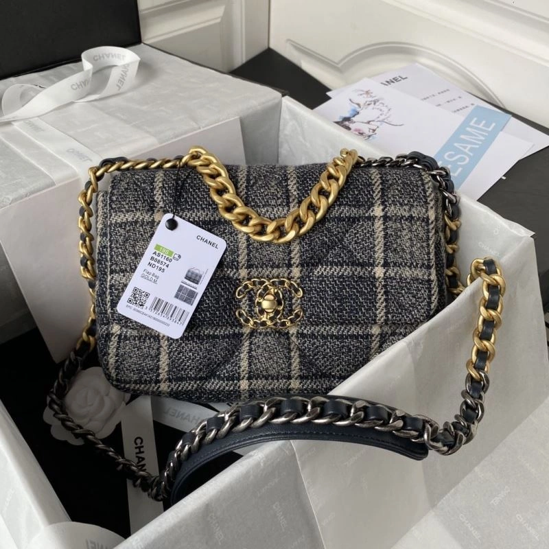 Chanel 19 Bags 4049C-0123