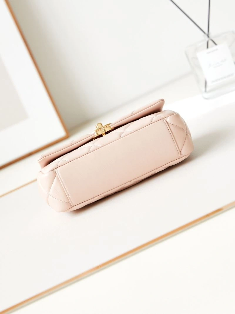 Chanel 19 Bags 4049C-0290