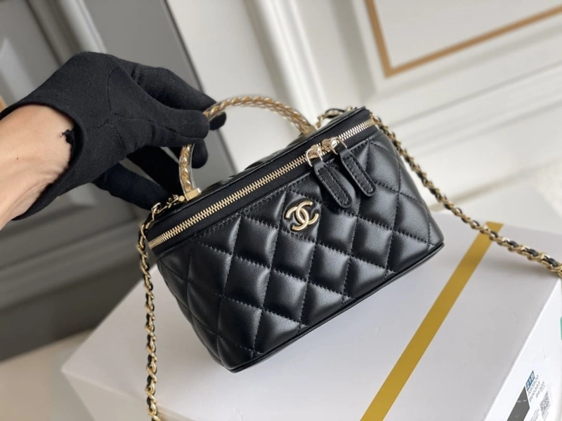 Chanel Cosmetic Bags 4049D-0038