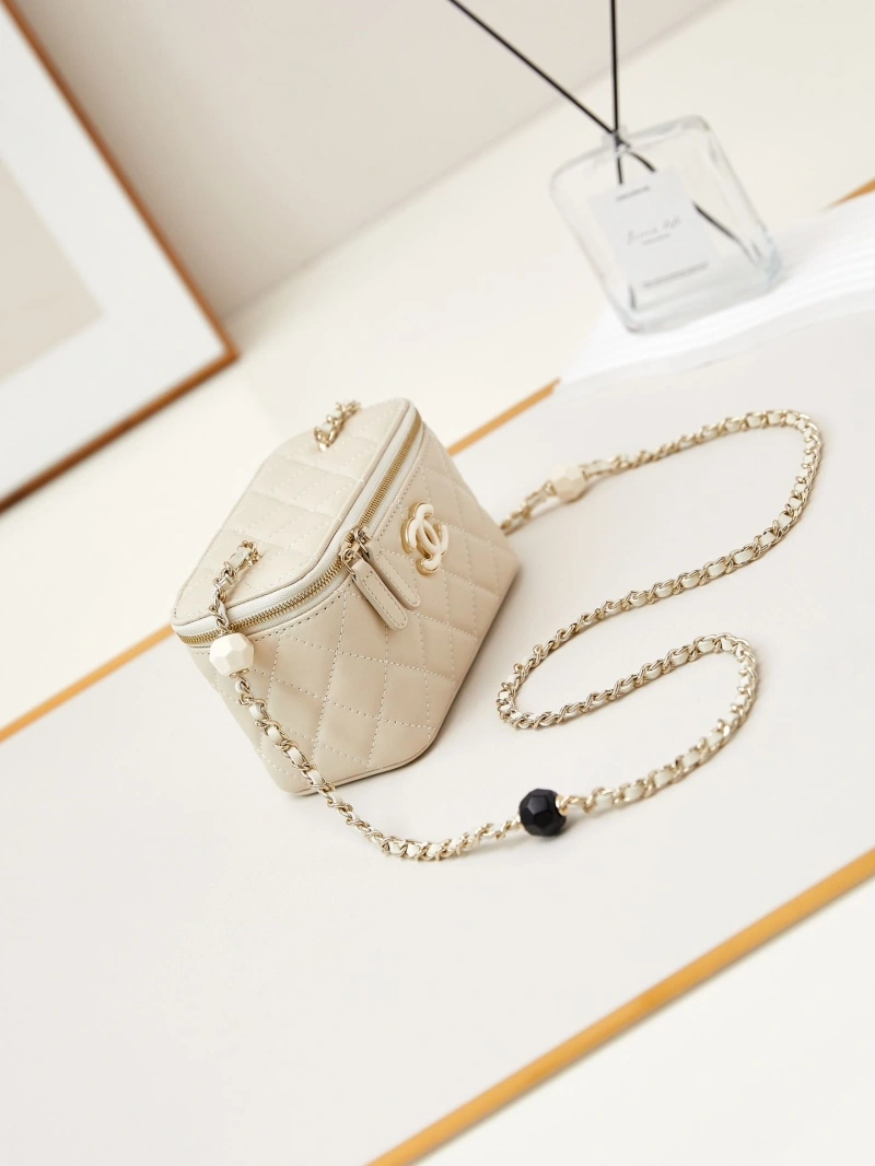 Chanel Cosmetic Bags 4049D-0094