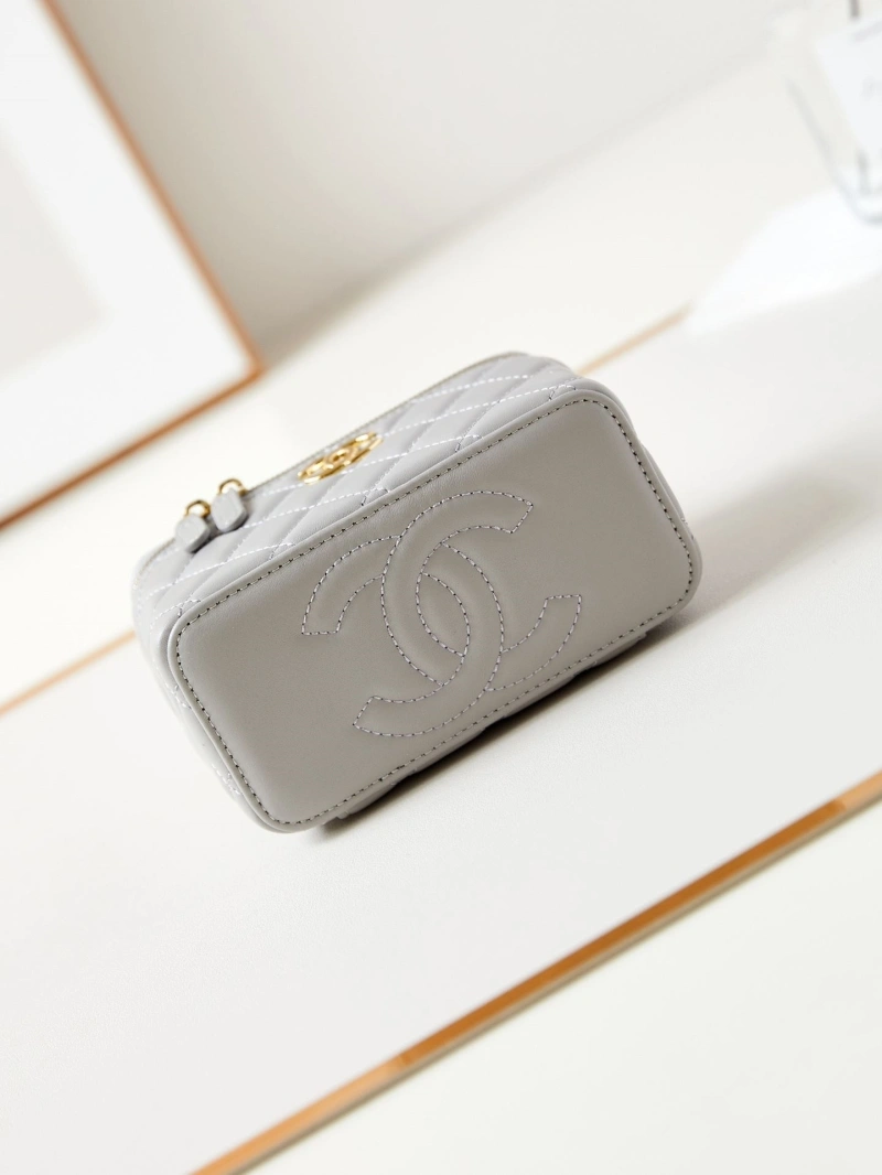 Chanel Cosmetic Bags 4049D-0111