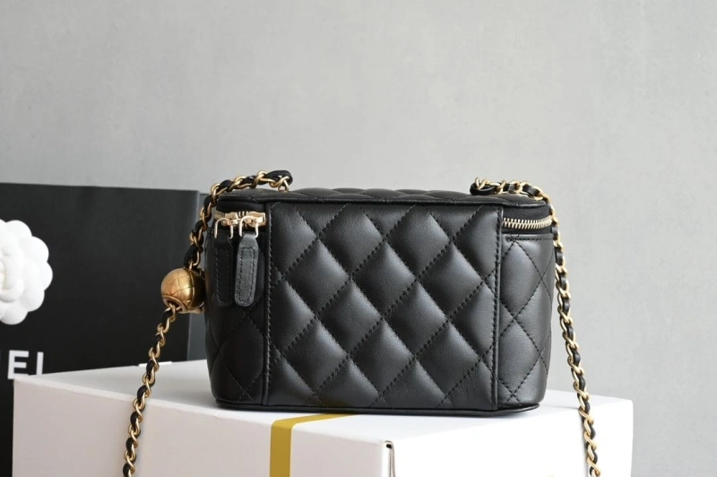 Chanel Cosmetic Bags 4049H-0097
