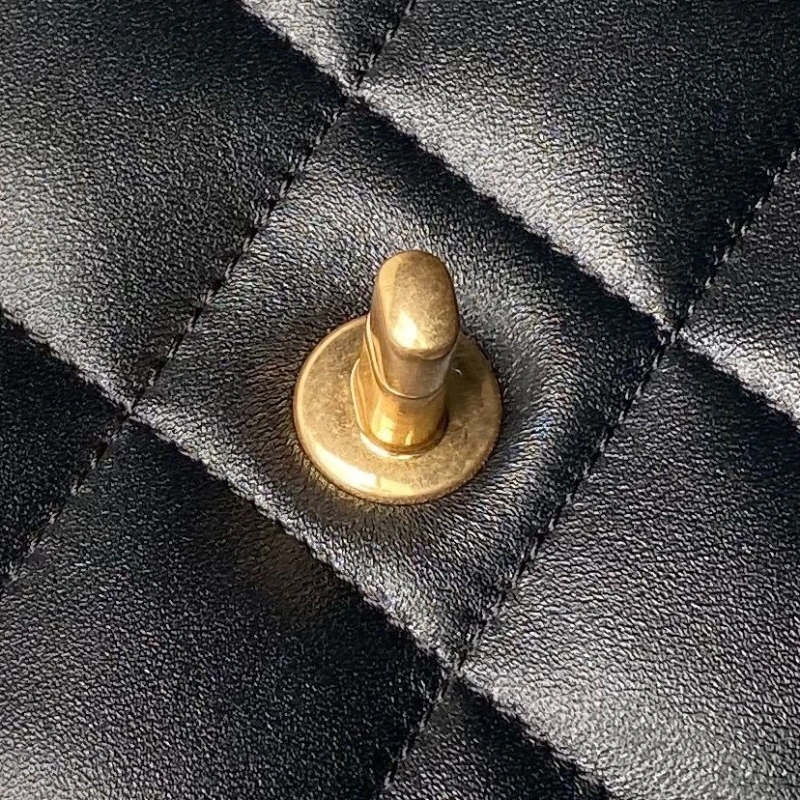 Chanel 19 Bags 4049H-0127