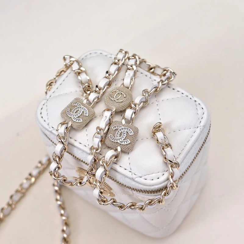 Chanel Cosmetic Bags 4049H-0190