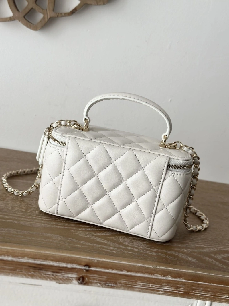 Chanel Cosmetic Bags 4049H-0233