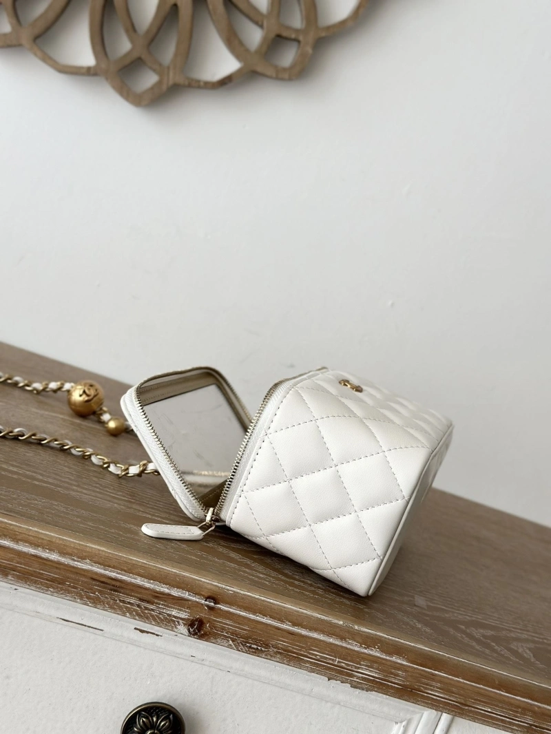 Chanel Cosmetic Bags 4049H-0241