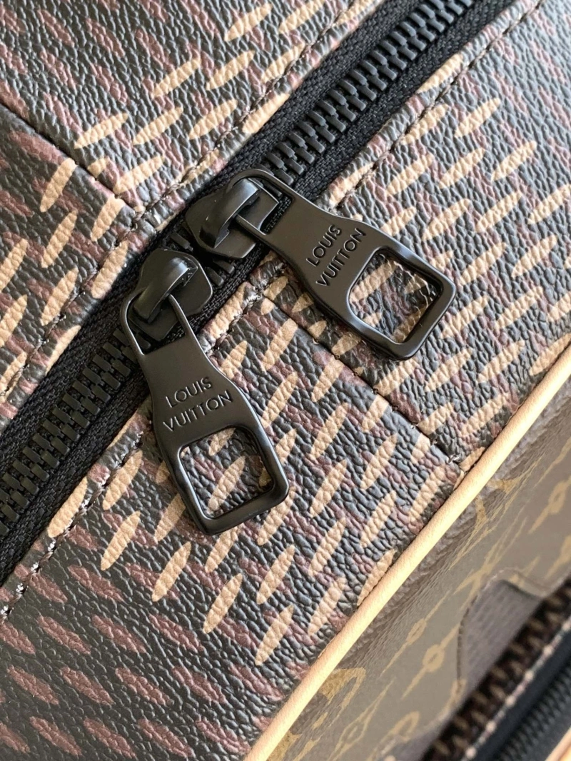 LV Backpacks 4056C-0003