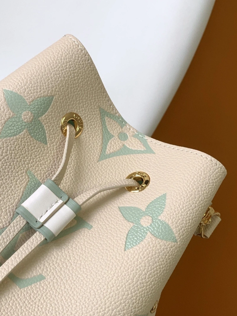 LV Bucket Bags 4056C-0013