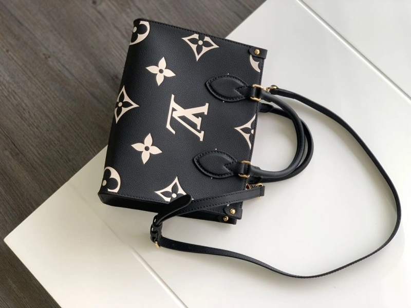 LV Shopping Bags 4056C-0040