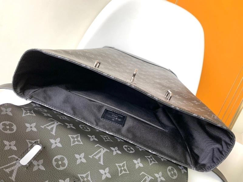 LV Backpacks 4056D-0173