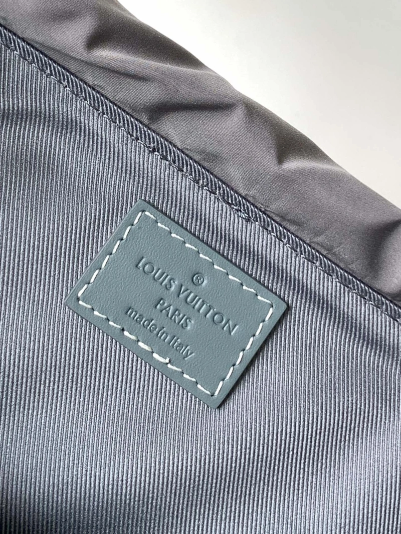 LV Backpacks 4056D-0198