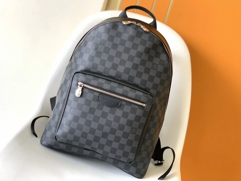 LV Backpacks 4056D-0255