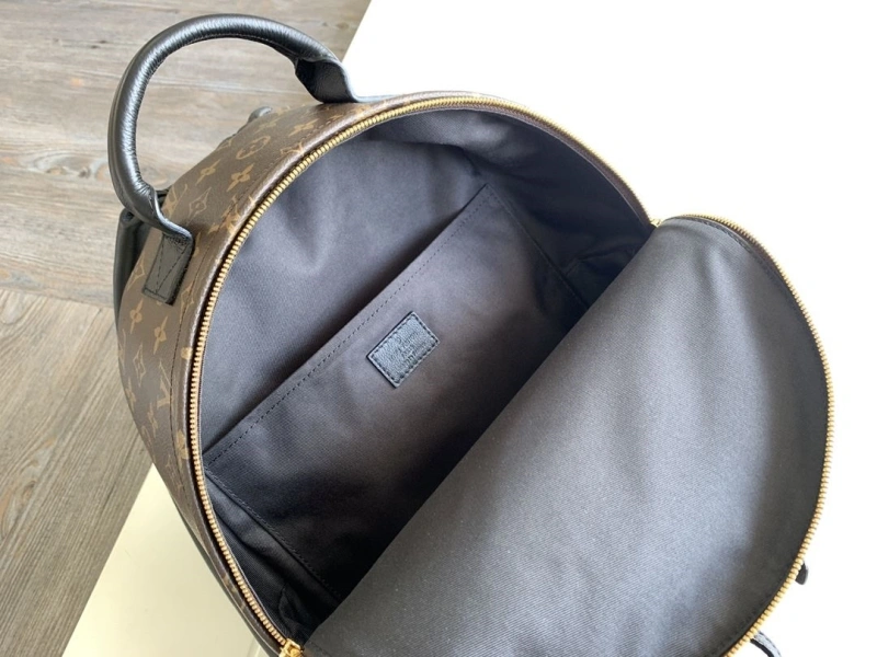 LV Backpacks 4056D-0299