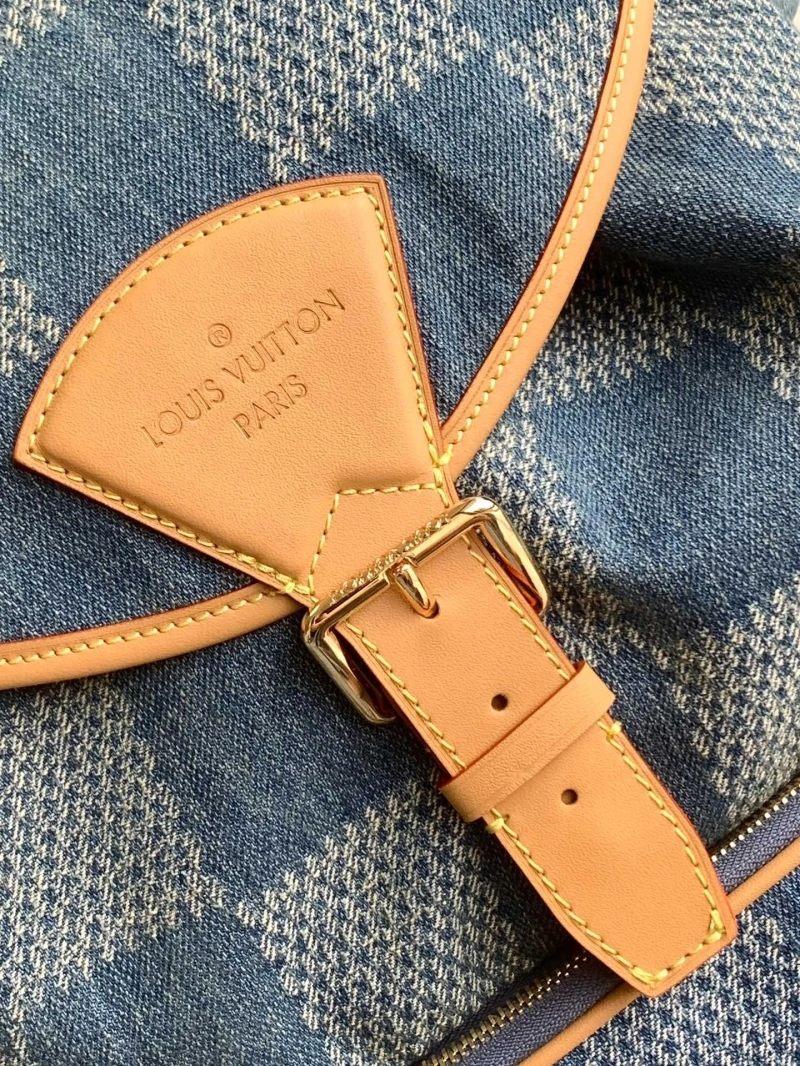 LV Backpacks 4056D-0403