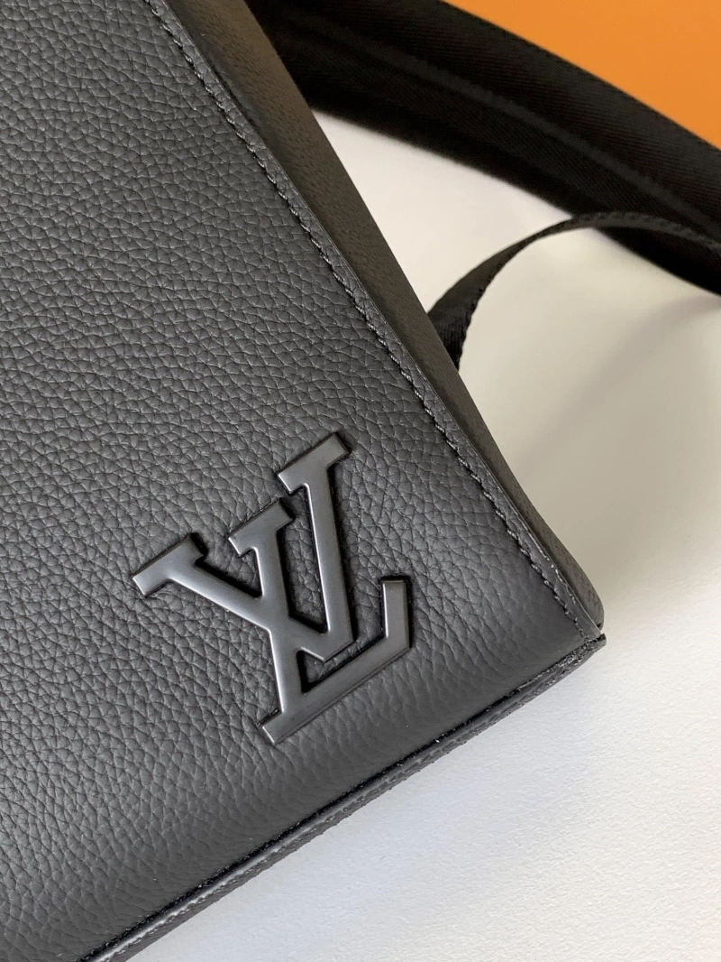 LV Backpacks 4056D-0415