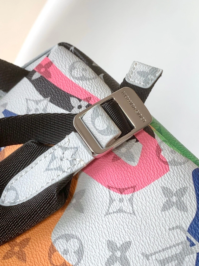 LV Backpacks 4056D-0433