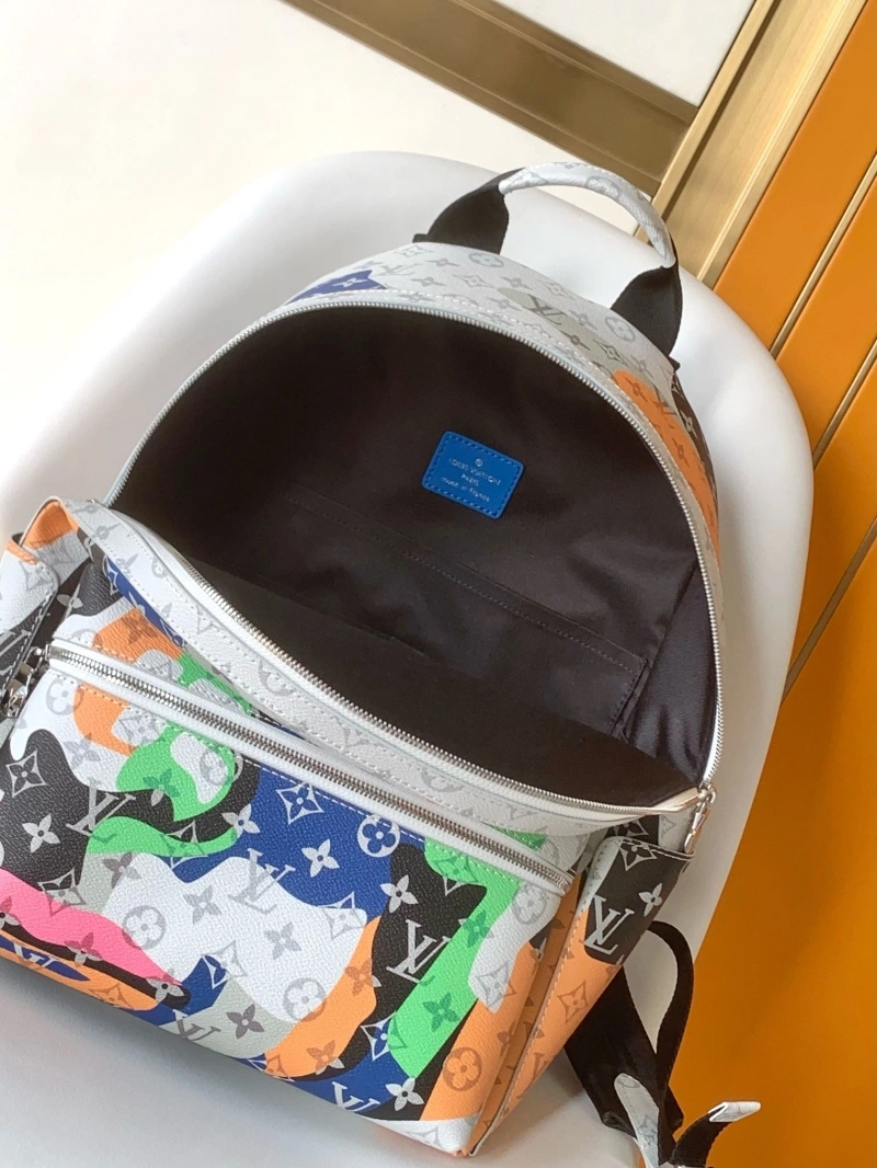 LV Backpacks 4056D-0433