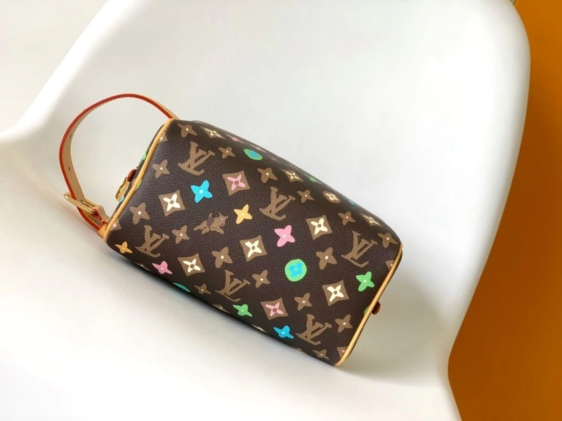 LV Cosmetic Bags 4056D-0522