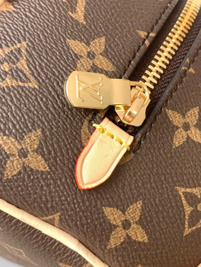 LV Cosmetic Bags 4056D-0535