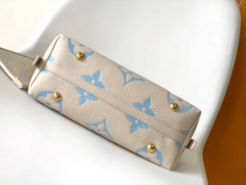 LV Shopping Bags 4056F-0111