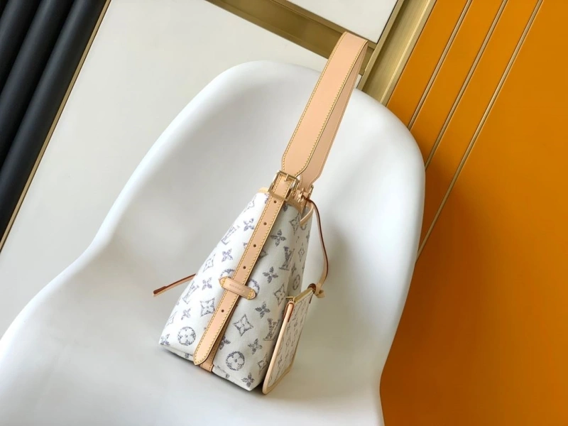 LV Shopping Bags 4056F-0124