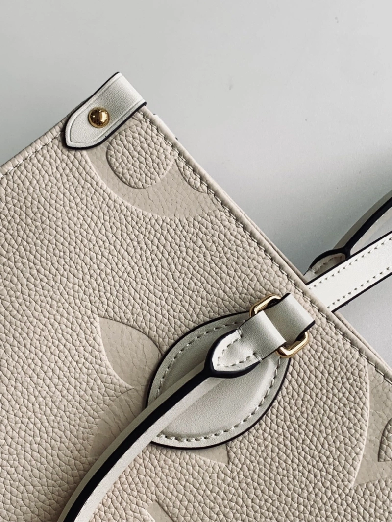 LV Shopping Bags 4056F-0390