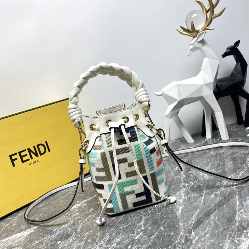 Fendi Bucket Bags 4081-0035