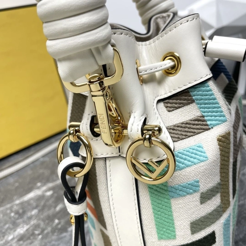 Fendi Bucket Bags 4081-0035